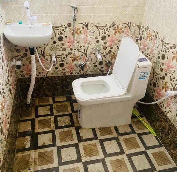 펜션 Aashram Guest House &restotent