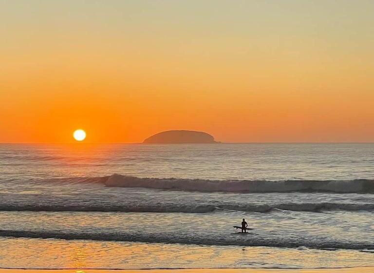 פנסיון Beachside Bedstay