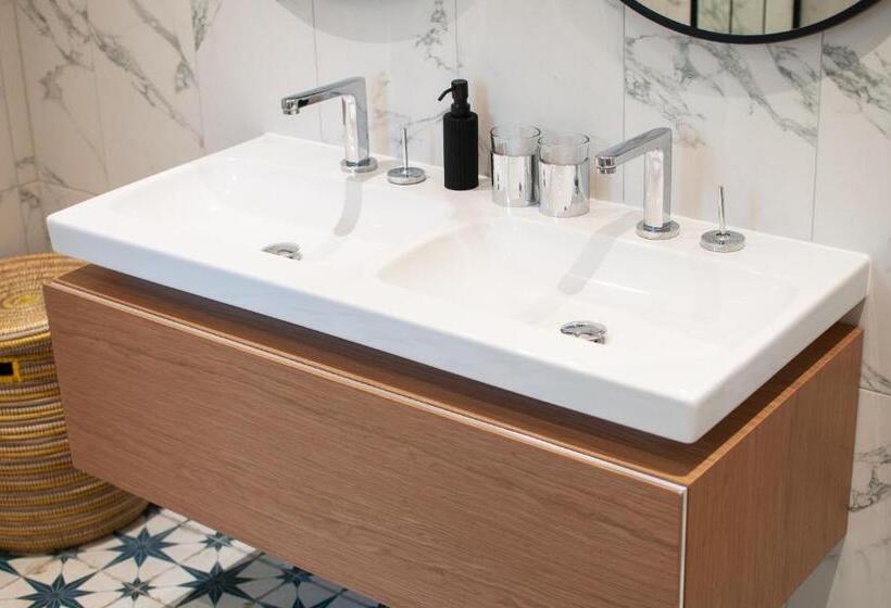 Пансион Bosham   Private And Self Contained Double Garden Room