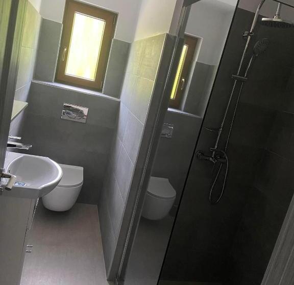 بنسيون Casa Dinu