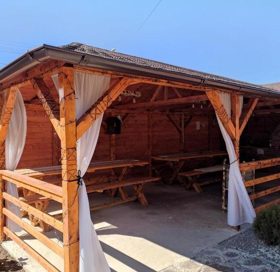 بنسيون Casa T&t