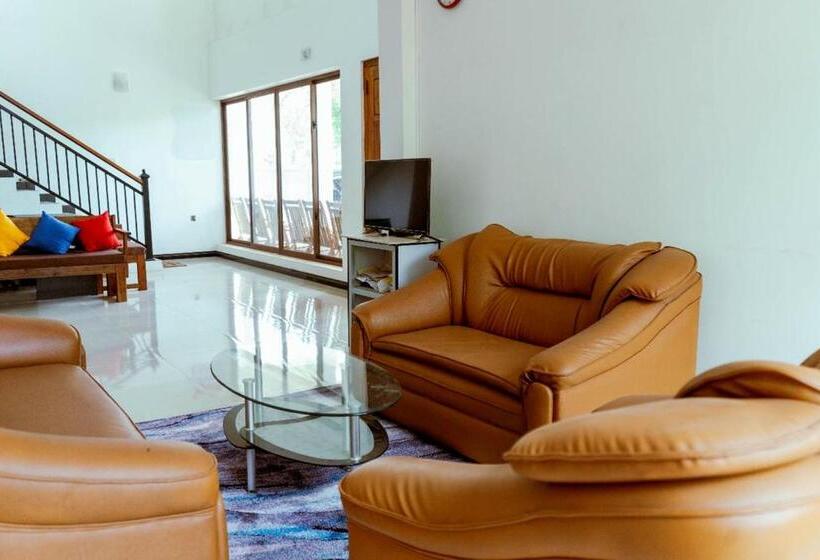 膳宿费 Lake Wind Villa Anuradhapura