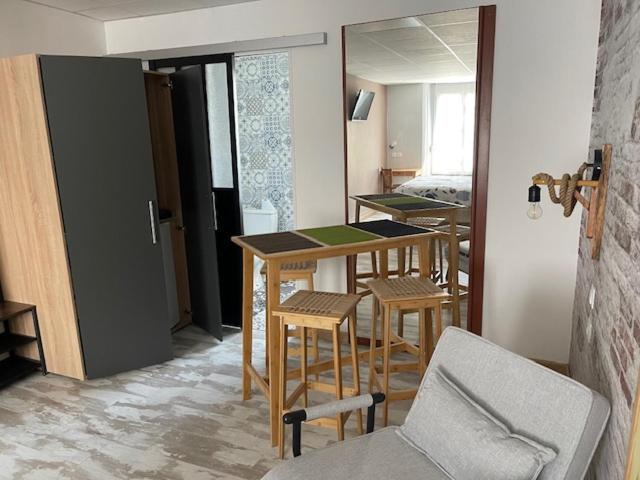 膳宿费 Matyzmontagne