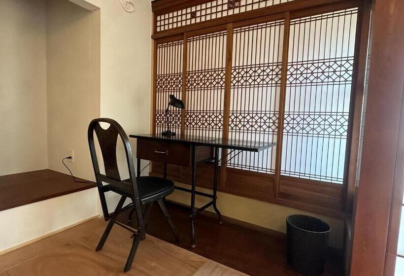 펜션 三笠館mikasakan 本館