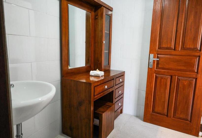 פנסיון Nataraja S House