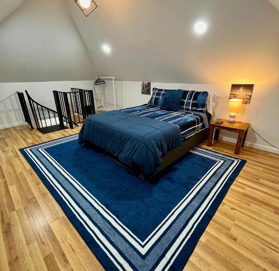 بنسيون Nyc Style Loft W Secret Entrance 6 Mi To Times Sq