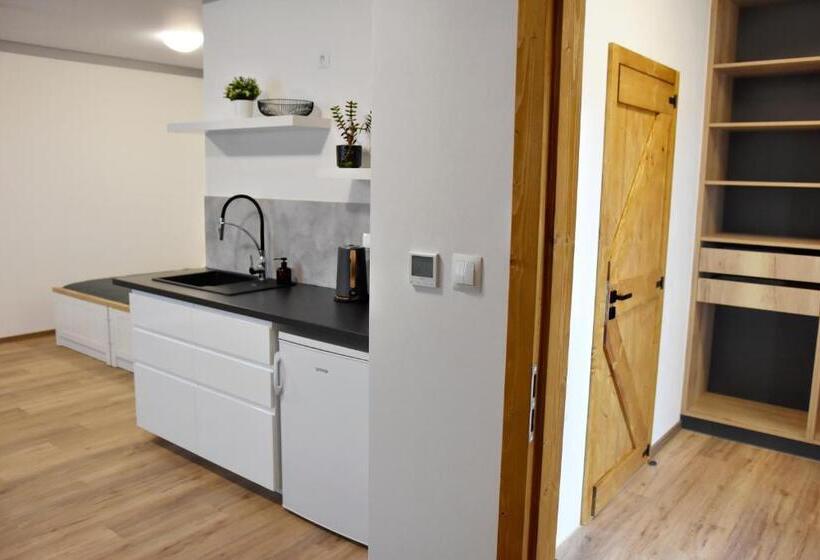 פנסיון Penzion U Restaurace Na Koreji