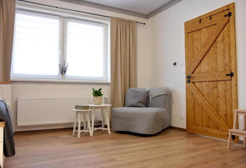 פנסיון Penzion U Restaurace Na Koreji