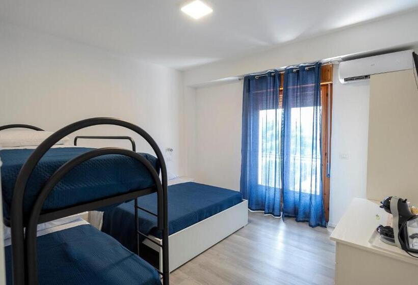 پانسیون Prestige House 8