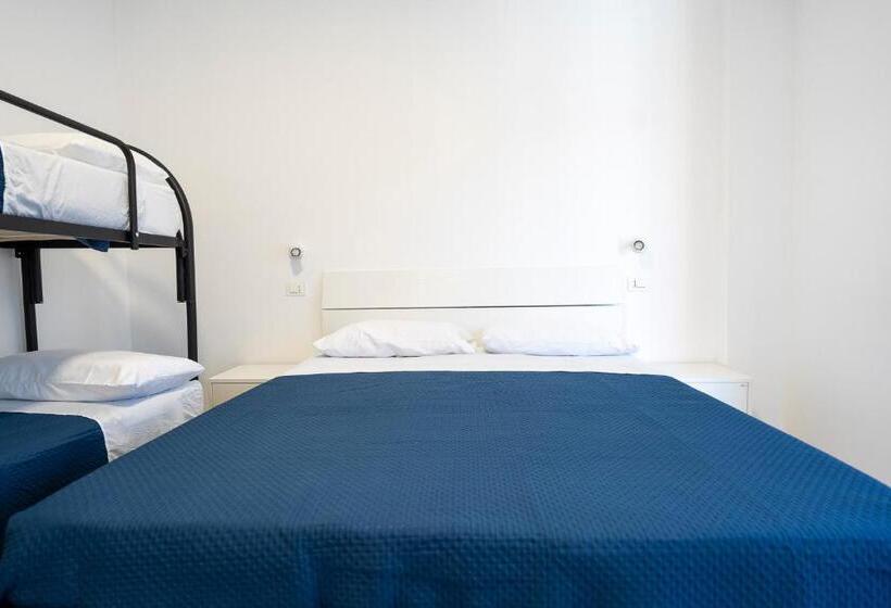 پانسیون Prestige House 8