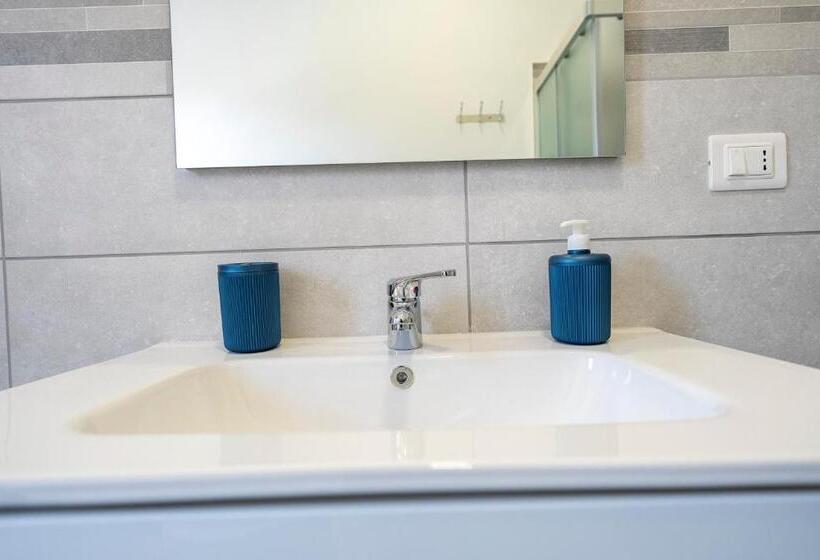 پانسیون Prestige House 8