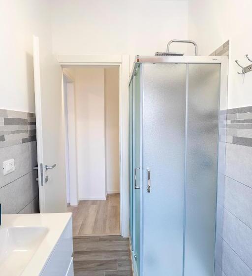 پانسیون Prestige House 8