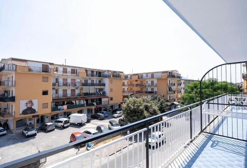 膳宿费 Prestige House 9