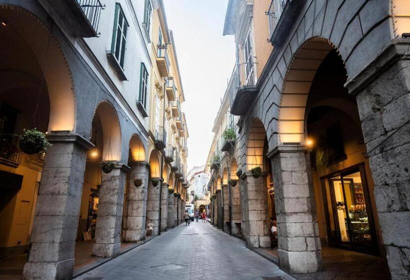 膳宿费 Residencia Barrio