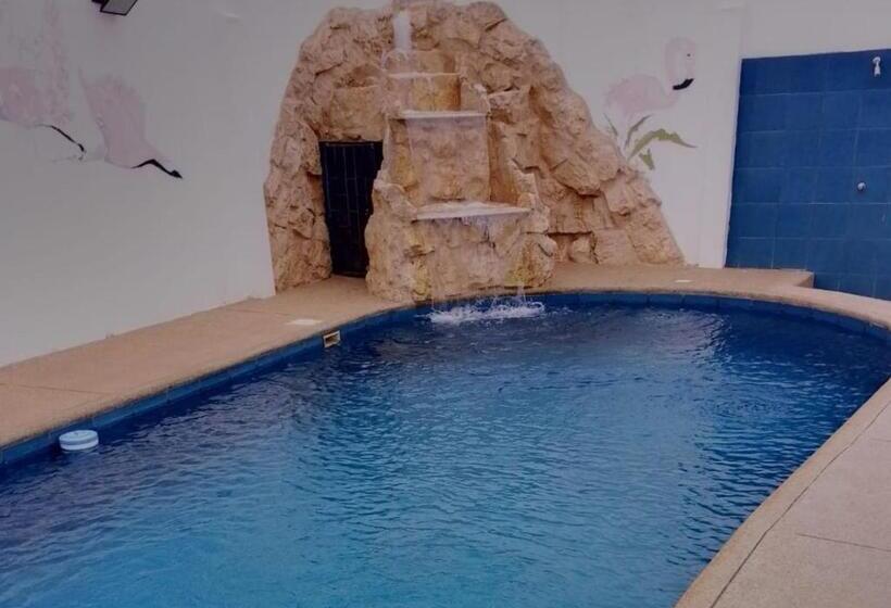 פנסיון Residencia Familiar Galeon