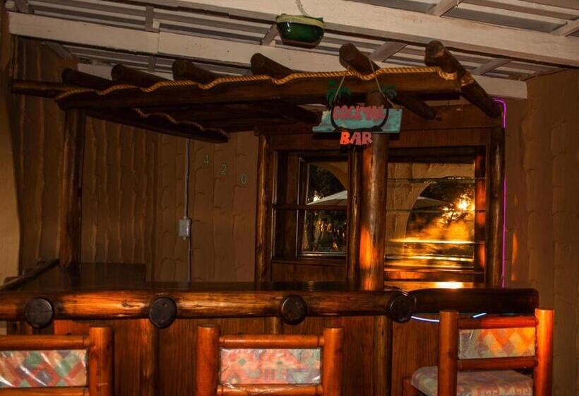 ペンション The White Castle