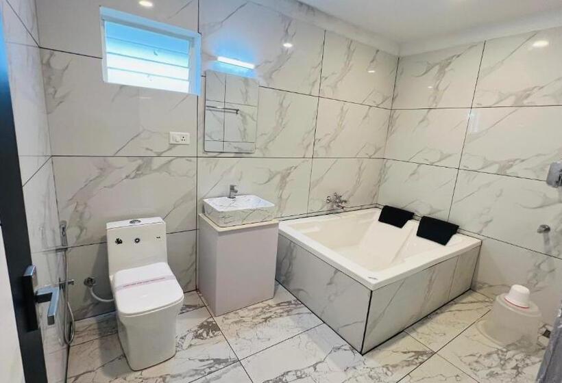 אתר נופש Alqasr Munnar