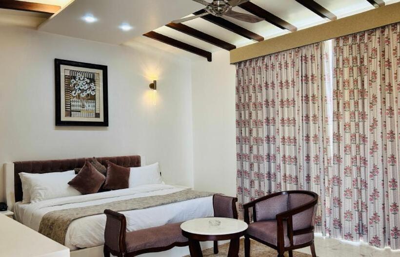 리조트 Ridhi Retreat