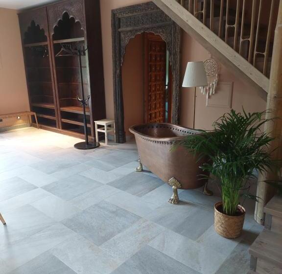 Shanti Resort & Deluxe Spa