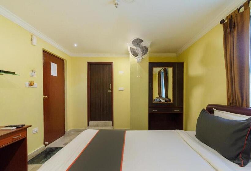 酒店 Collection O Raj Darbar Near City Centre