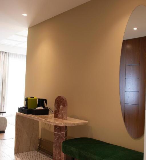 The Collector Hotel Boutique