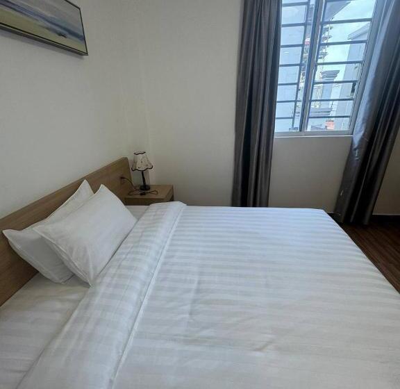 فندق صغير 皇冠快捷酒店