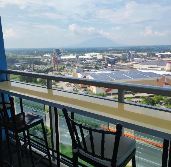 هاستل Azure North Condominium Pampanga By Monette