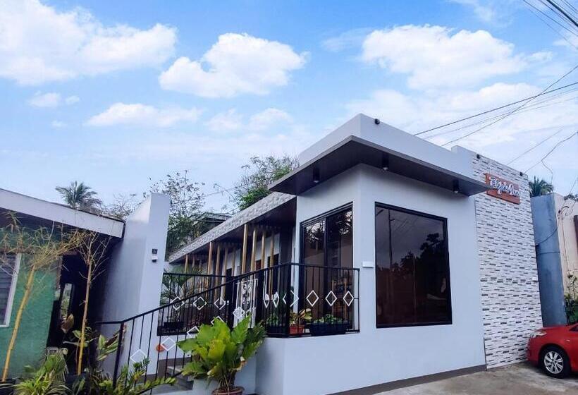 هاستل Elejea S Inn