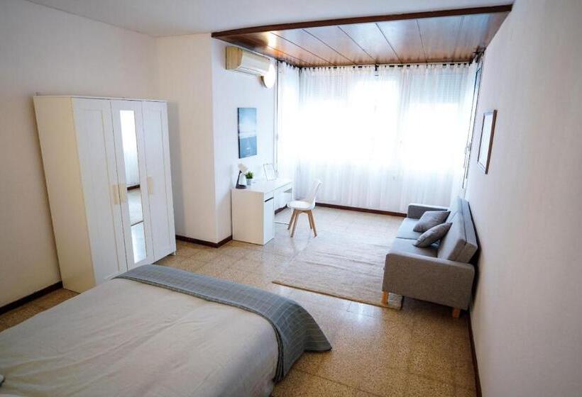 هاستل Habitación En Apartamento Compartido H1