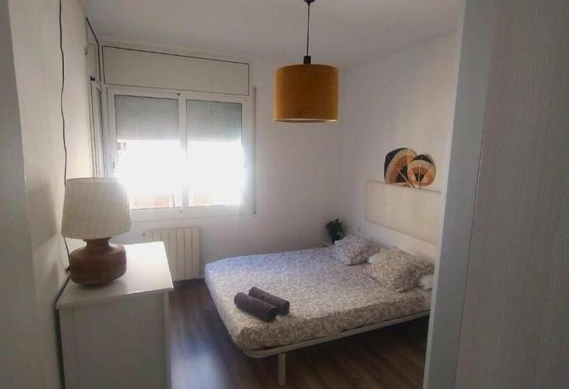 هاستل Private Rooms Poble Sec