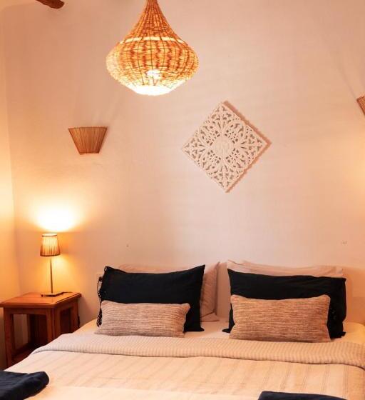 Bed and Breakfast Cas Besuro