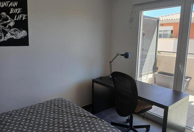 تختخواب و صبحانه Chambre Meublee