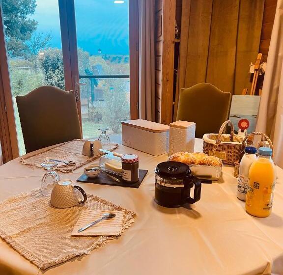 مبيت وإفطار Cottage Du Lac