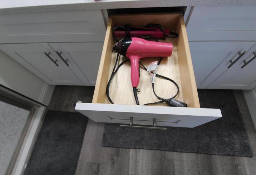 مبيت وإفطار Full House Near Daytona Beach