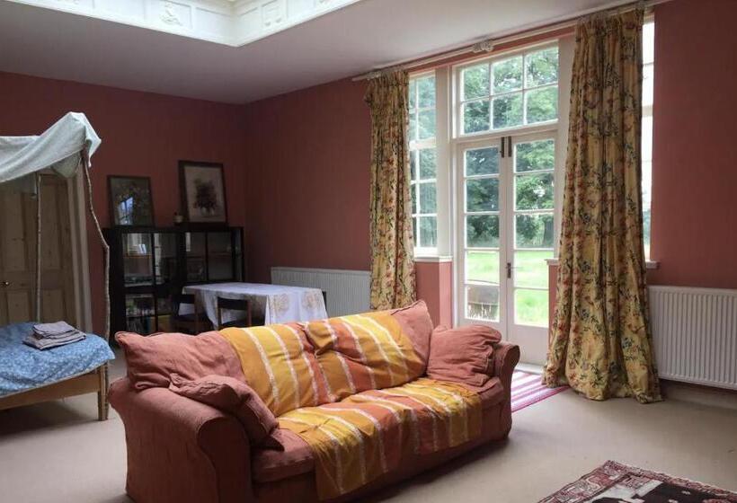 مبيت وإفطار Gilchristland Organic Farm Retreat