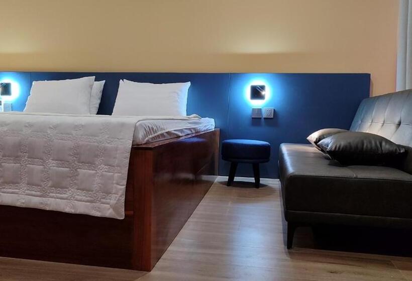 تختخواب و صبحانه Haitienib303