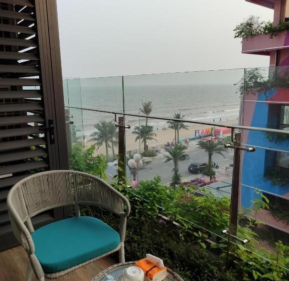 تختخواب و صبحانه Haitienib303