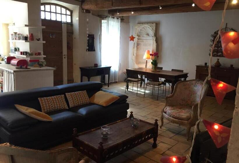 مبيت وإفطار Zen Arena  Chambre D Hôtes De Charme à Coté Des Arènes