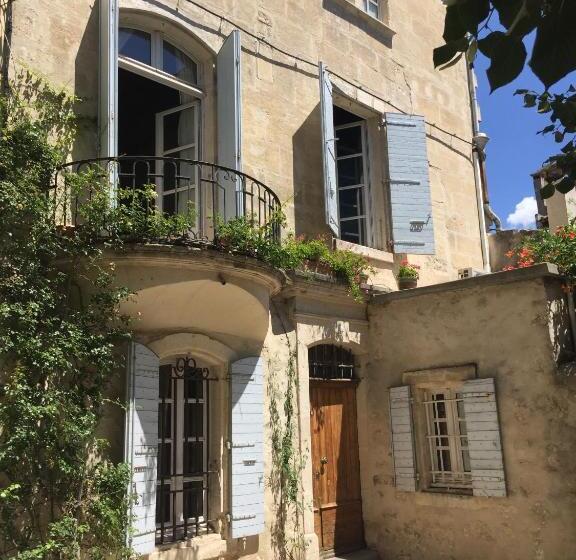 مبيت وإفطار Zen Arena  Chambre D Hôtes De Charme à Coté Des Arènes
