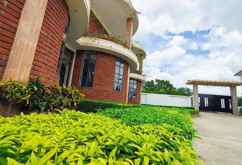 Dakshinayana Resort And Restaurant