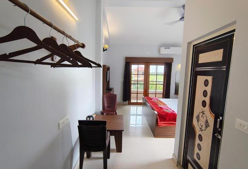 Dakshinayana Resort And Restaurant