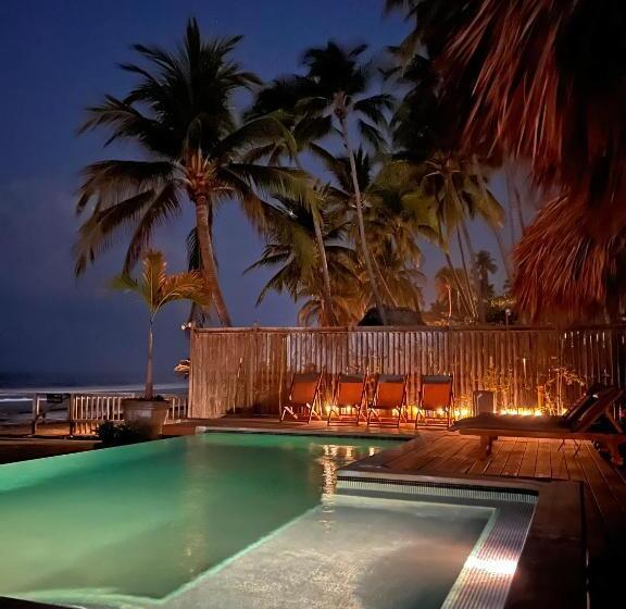 酒店 Almare Zonte   Beachfront Glamping