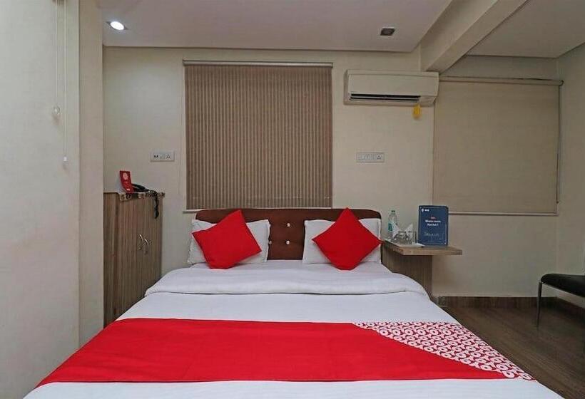 فندق Ashish Park