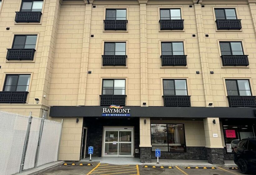 هتل Baymont By Wyndham West Edmonton