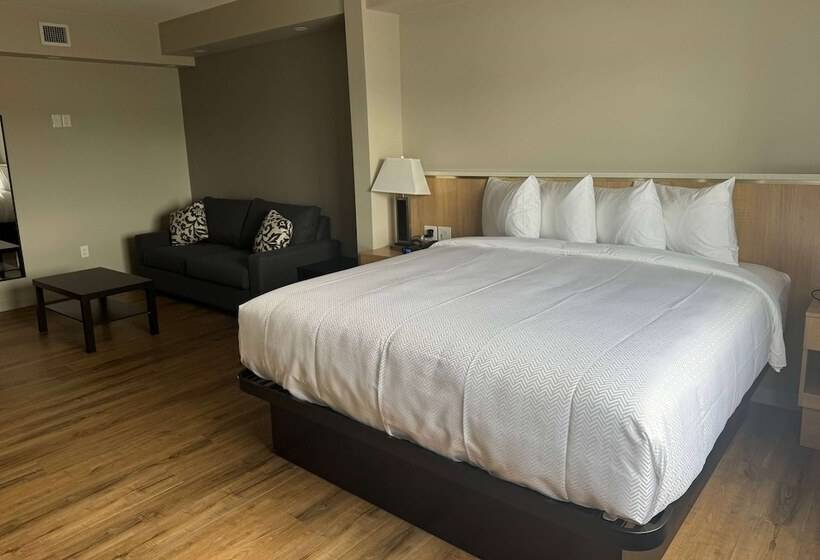 هتل Baymont By Wyndham West Edmonton