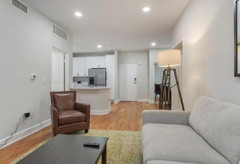 فنادق الكبسولة Central 2bedroom 5 Mins To Grove With Pool & Free Parking