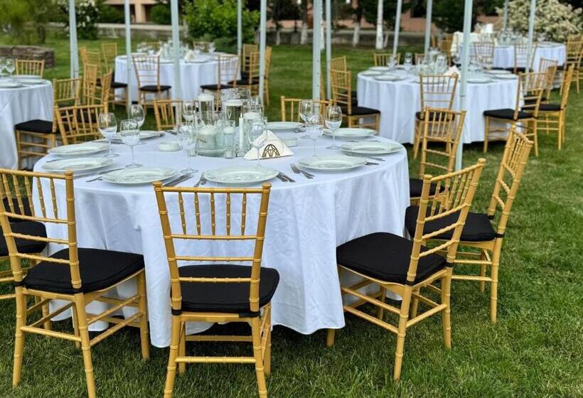 酒店 Domeniile Negrea By Insieme Grand Resort