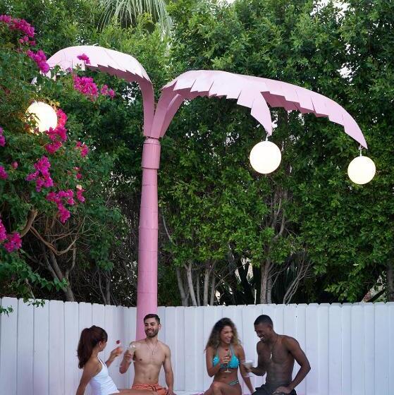 هتل Famous Landscape Architects Poolside Oasis