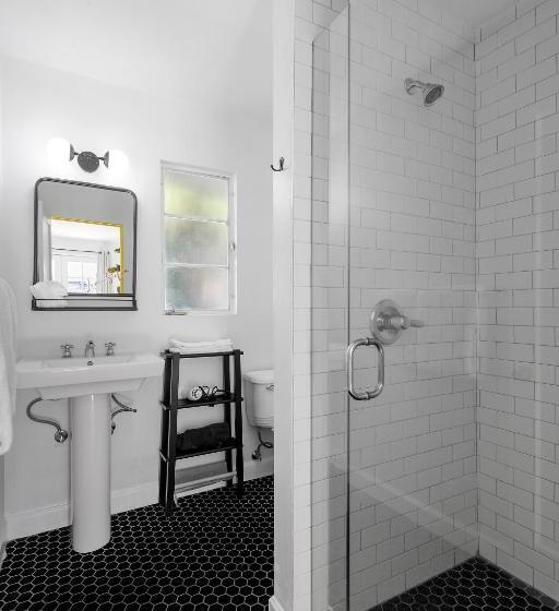 هتل Famous Landscape Architects Poolside Oasis