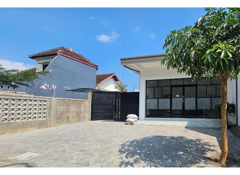 בית מלון כפרי Guest House Saqeena Syariah Near Blitar Park Redpartner